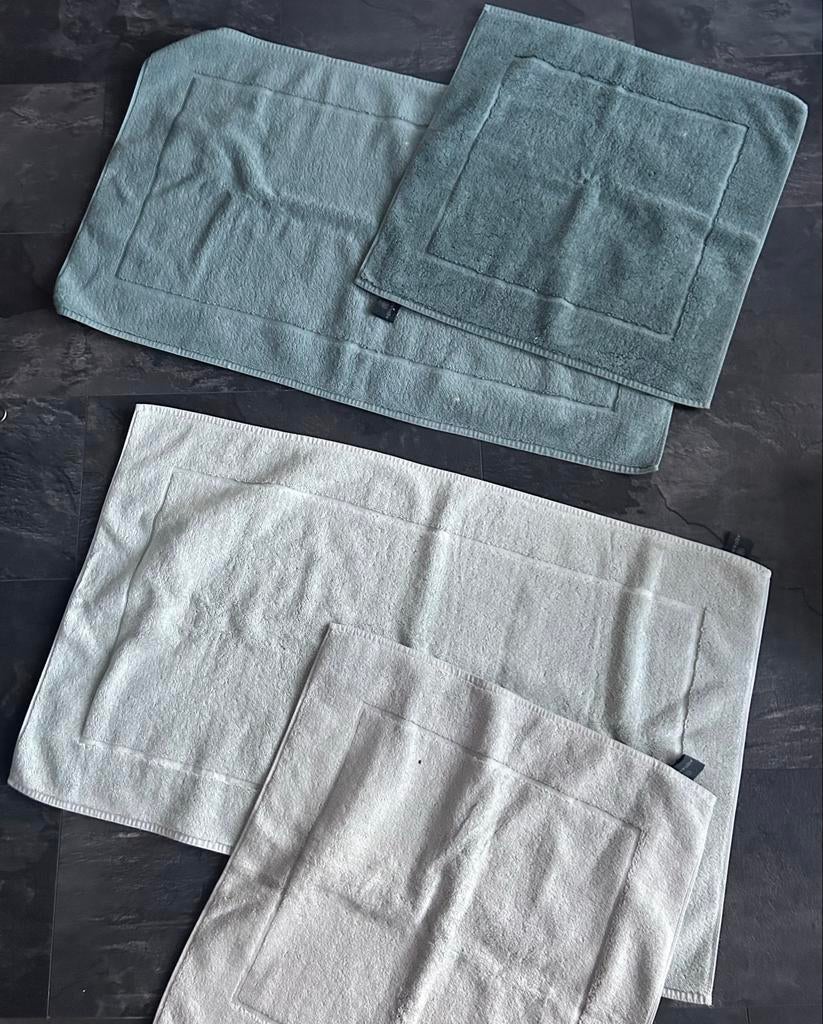 Set 4 AQUANOVA badmat bad douche aqua groen SETPRIJS 4st 20€, Ophalen of Verzenden, Gebruikt, Groen, Badmat