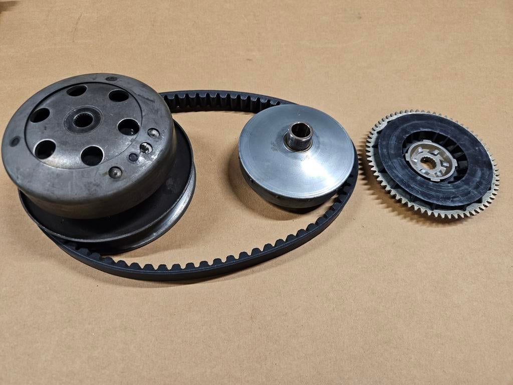 overbrenging piaggio zip 4 takt, Fietsen en Brommers, Ophalen of Verzenden, Zo goed als nieuw, Blok, Piaggio