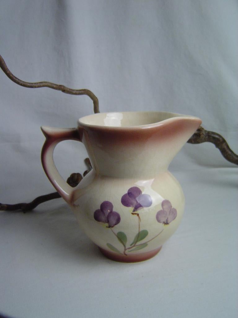 Oude aardewerken melkkan schenkkan bloempatroon, Antiek en Kunst, Ophalen of Verzenden