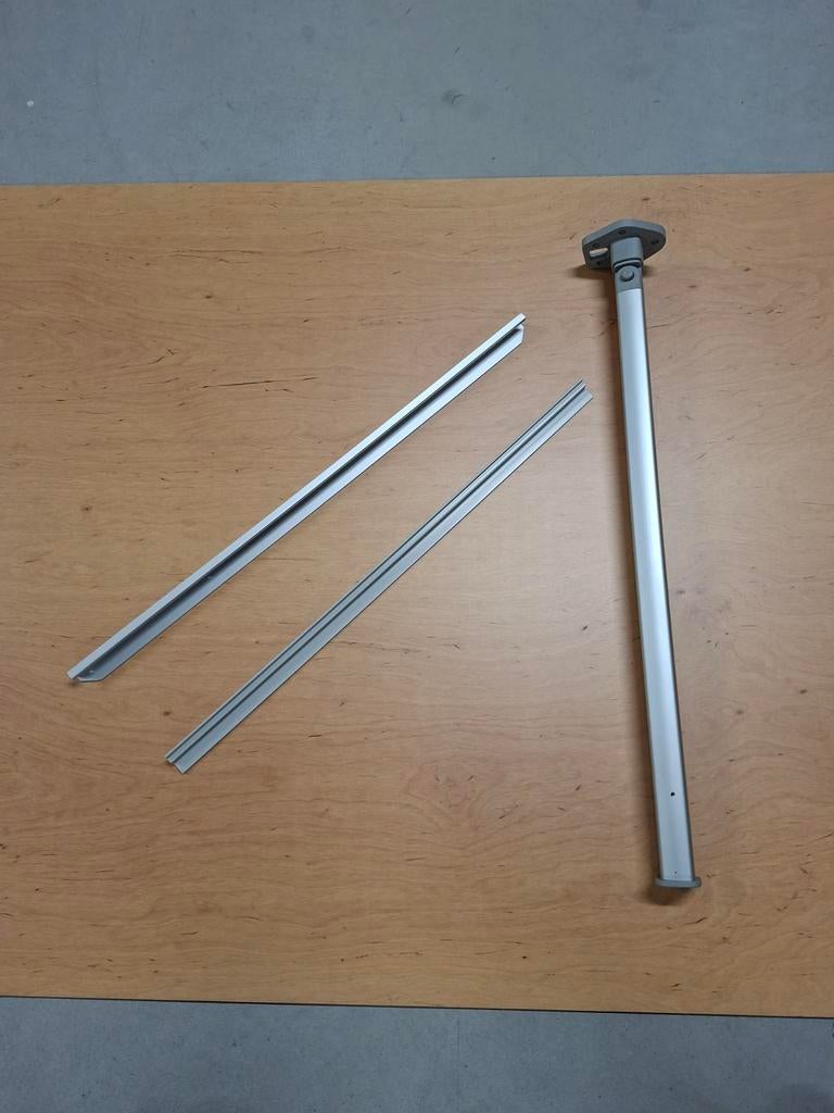 Zilveren tafelpoot met ophangrail en tafelsteun, Tafelpoot, 50 tot 100 cm, Nieuw, Metaal