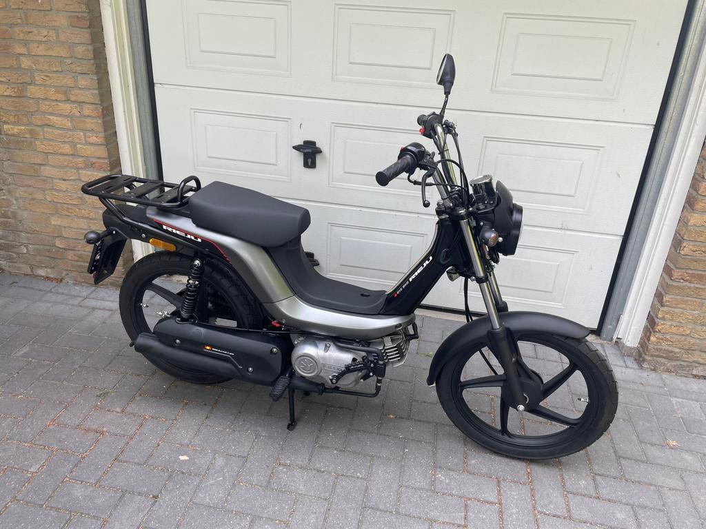 Rieju Bye Bike 2 takt euro 4  2022 nieuw, Ophalen, 45 cc, Zo goed als nieuw, Maximaal 25 km/u
