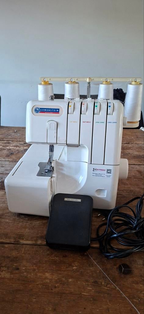 Lockmachine Lewenstein 700DE, Hobby en Vrije tijd, Naaimachines en Toebehoren, Ophalen, Gebruikt, Lockmachine, Lewenstein