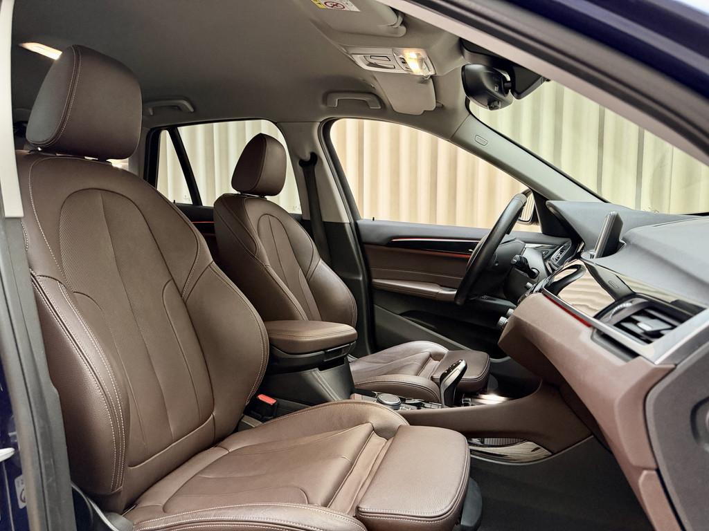 BMW X1 sDrive20i 192 PK OrgNL! / HUD / Naiv Pro / Keyless /, 1998 cc, Met garantie (alle), Blauw, Lichtsensor