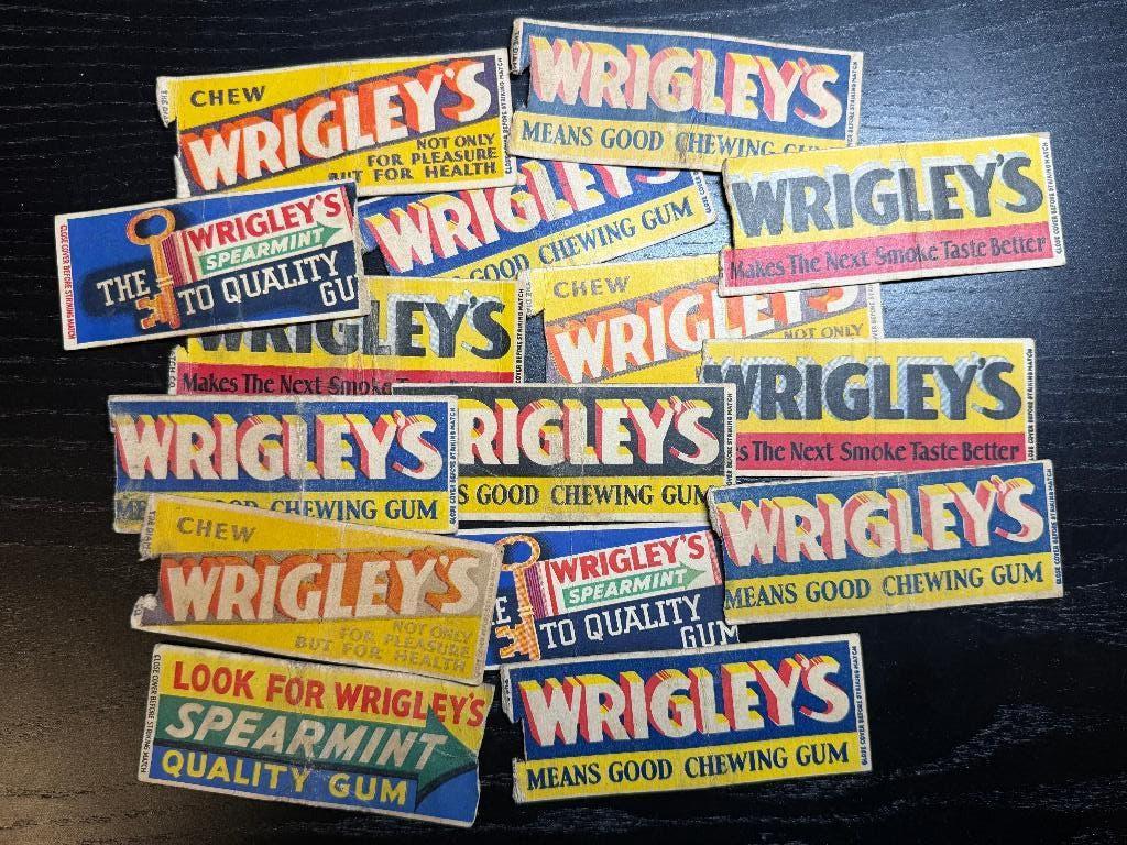 Wrigley's kauwgom boekjes ww2, Verzenden, Nederland, Boek of Tijdschrift