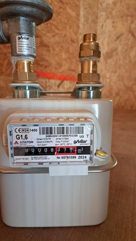 Gasmeter Gavilar incl Drukregelaar, koppelingen en beugel, Doe-het-zelf en Verbouw, Ophalen of Verzenden, Zo goed als nieuw