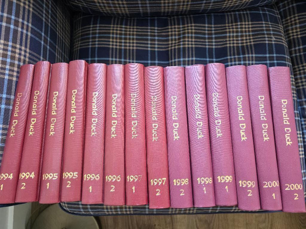 Donald Duck ingebonden jaargangen 1988-2000, Boeken, Stripboeken, Gelezen, Diverse auteurs, Ophalen of Verzenden, Meerdere stripboeken
