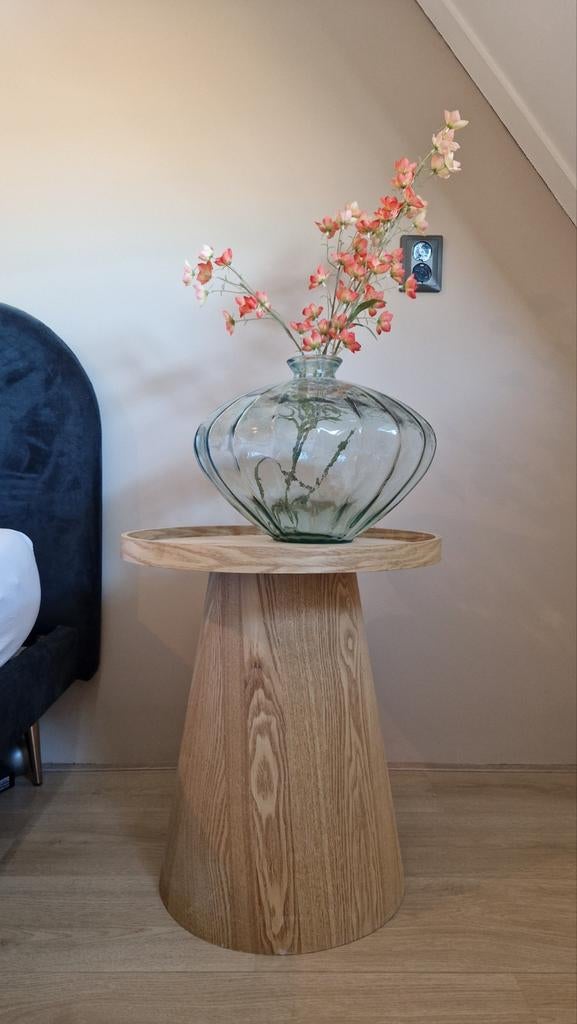 Rond houten tafeltje, Ophalen, Zo goed als nieuw