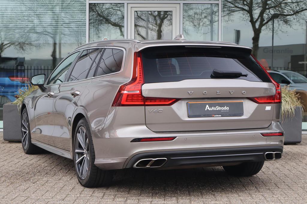 Volvo V60 T6 Inscription Expression 350pk AWD | LED | Trekha, Stof, Gebruikt, 4 cilinders, Vierwielaandrijving