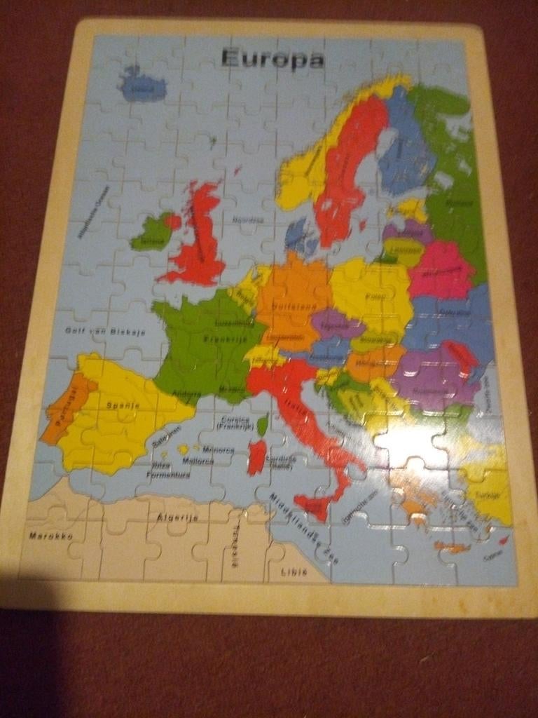 Houten Europa Puzzel voor Kinderen, Gebruikt, Van hout, 4 tot 6 jaar, Meer dan 50 stukjes