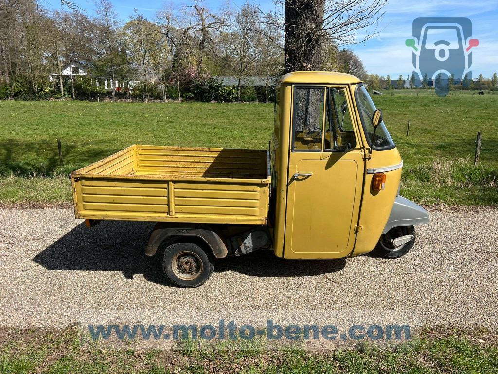 Piaggio Ape P 401 AE3T Foodtruck Vespa Driewieler Tuktuk 50