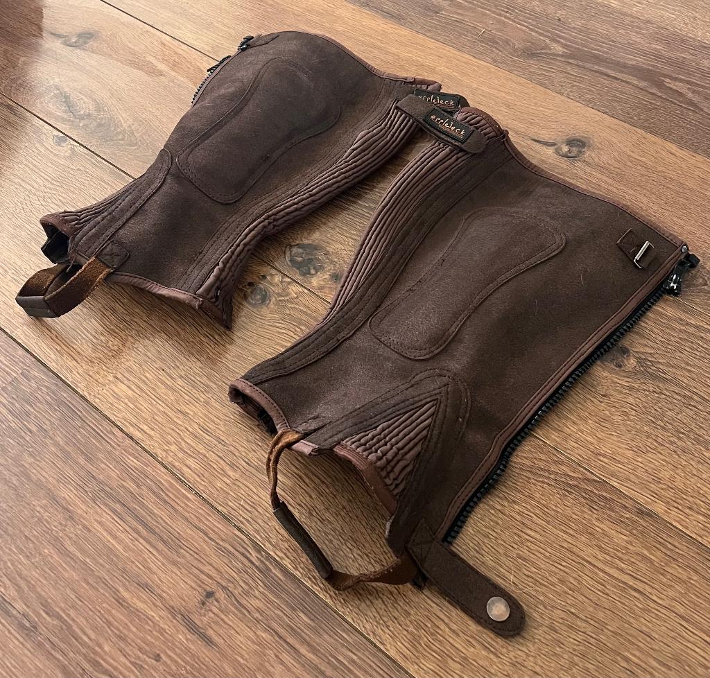 Chaps Epplejeck bruin maat xs, Dieren en Toebehoren, Paardrijkleding, Ophalen, Kinderen, Zo goed als nieuw, Schoeisel