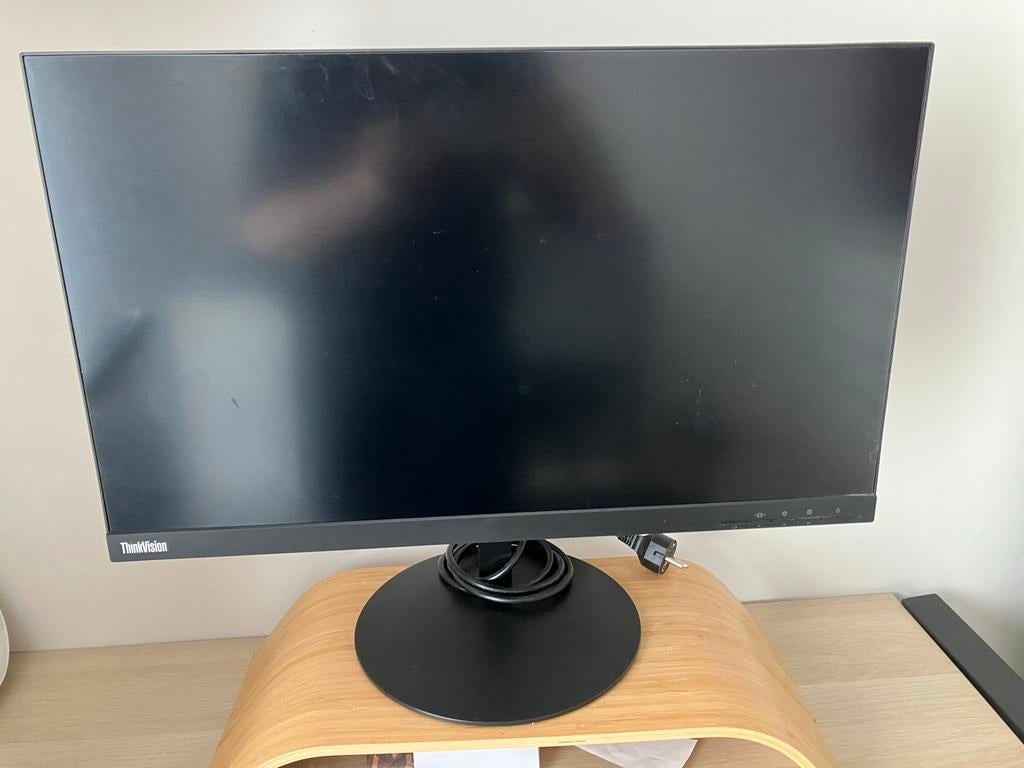 Lenovo ThinkVision monitor P24-q10, Computers en Software, Monitoren, Ophalen, Gebruikt, IPS, Kantelbaar