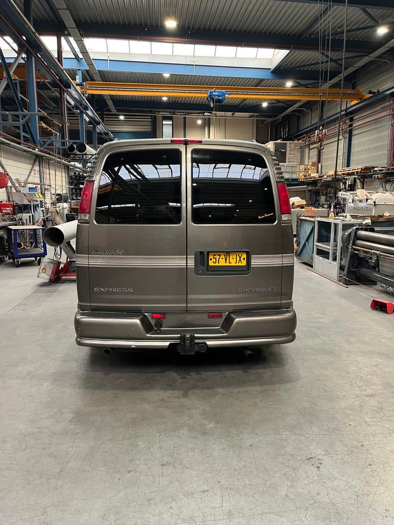 Chevrolet Express 1500 5.7 V8 Grijs Kenteken Youngtimer, Auto's, Bestelauto's, Automaat, Beige, Chevrolet, Beige