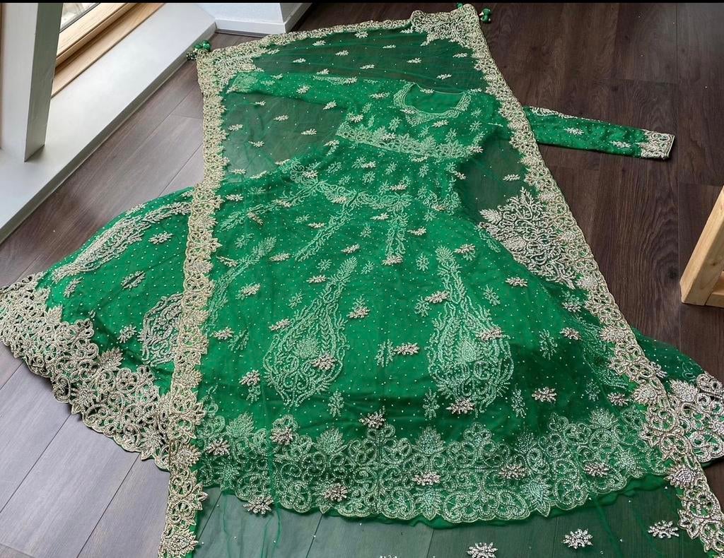 Prachtige groene Trouwjurk, Ophalen of Verzenden, Zo goed als nieuw, Groen, Overige typen