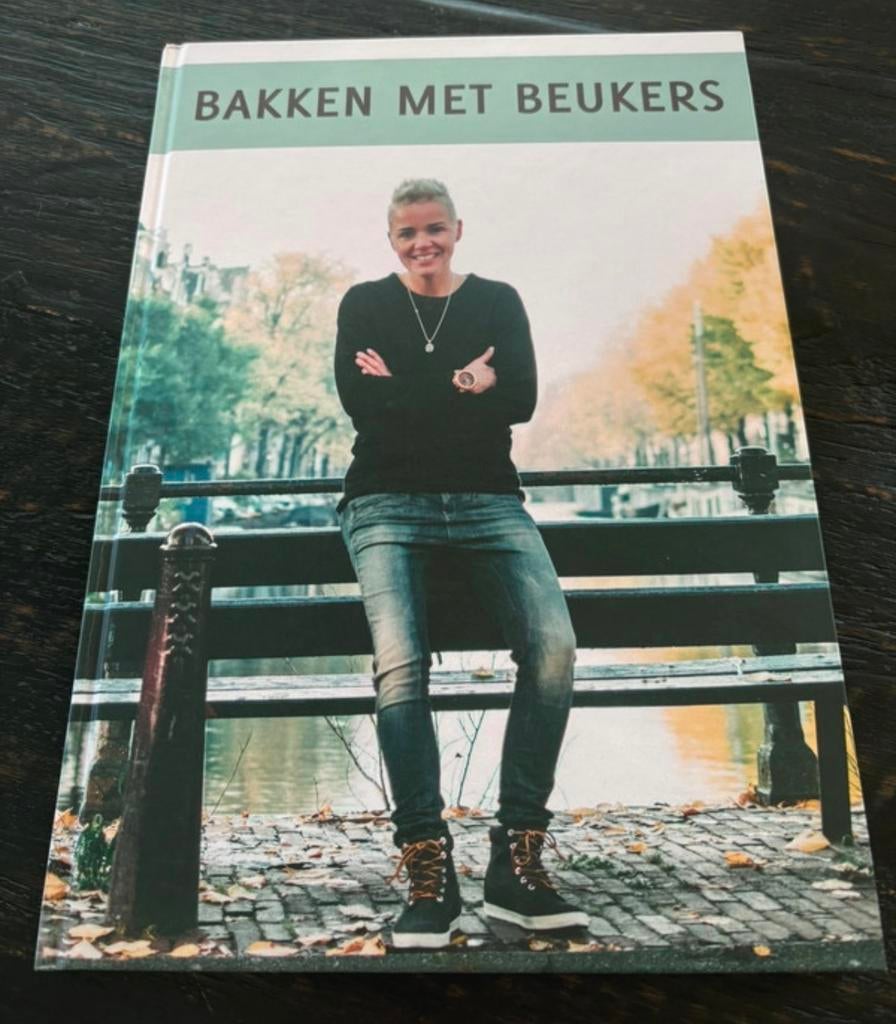 Bakken met Beukers - Kookboek, Boeken, Voorgerechten en Soepen, Ophalen of Verzenden, Zo goed als nieuw, Gezond koken