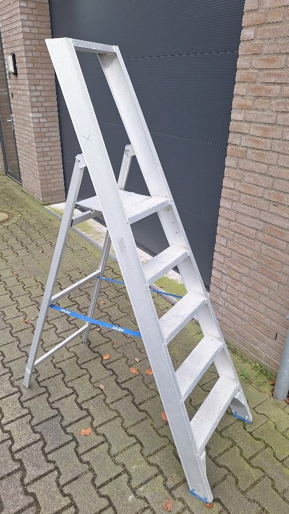 Solide Bordestrap / ladder 5 treden Sta hoogte 125 cm., Ophalen, Gebruikt, ., .