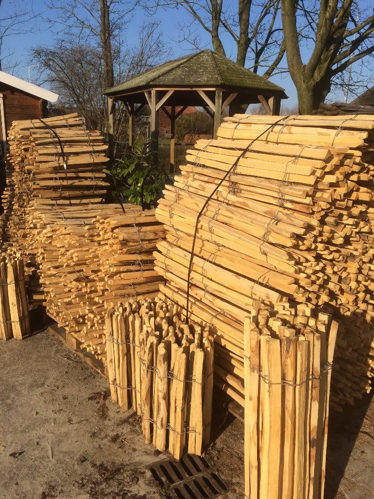 Kastanje hout hekwerk / schapenhek / frans hekwerk/palen, Tuin en Terras, Tuinhekken en Hekwerk, Ophalen, Nieuw, Hout, Tuinhek