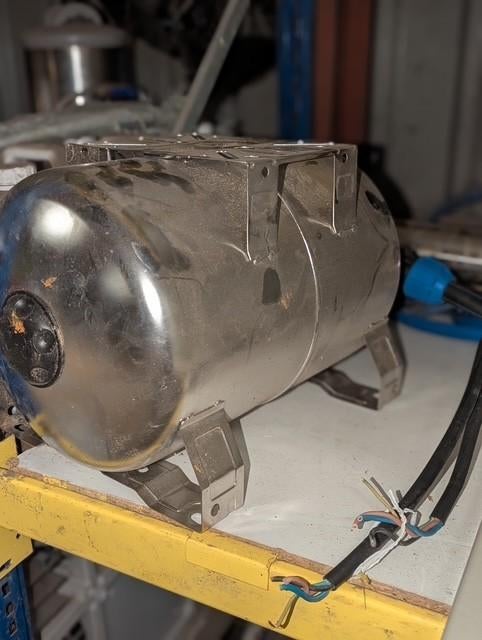 IBO bronpomp met frequentieregelaar, Ophalen, Gebruikt, Elektrisch, Bronpomp