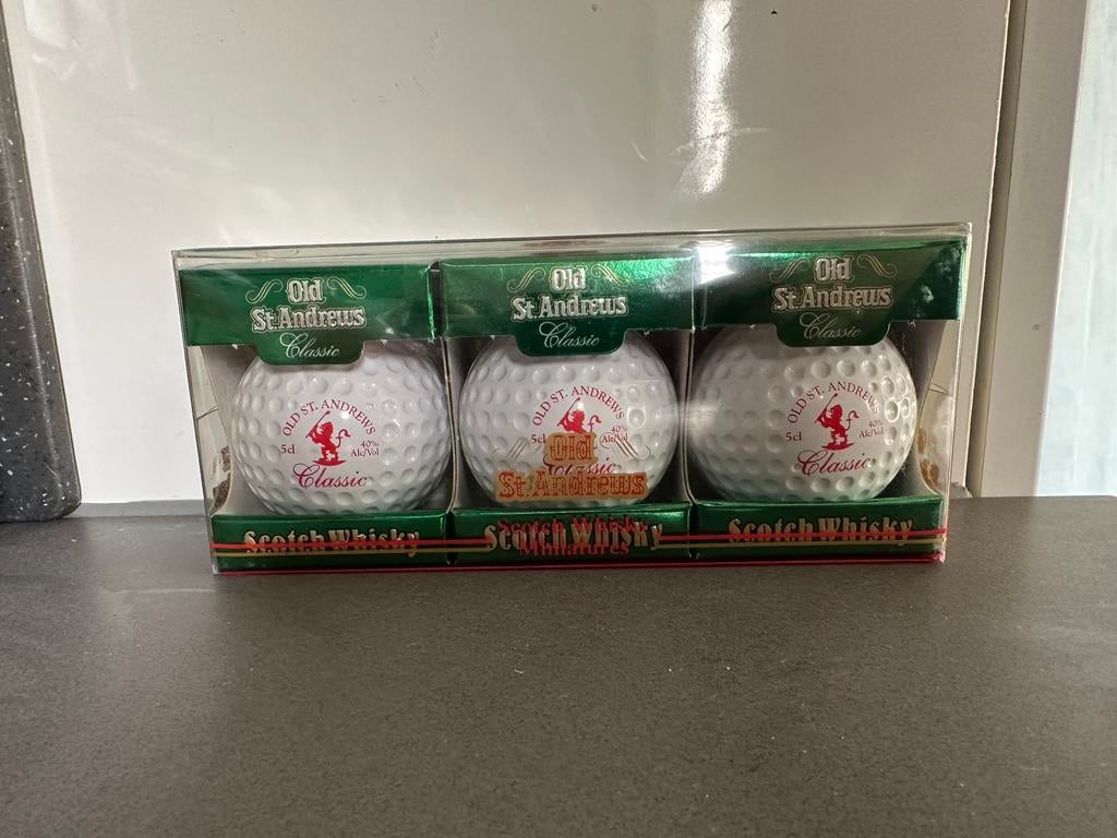 Wisky old st. Andrews golfbal miniatuur 3 stuks nieuw, Verzamelen, Ophalen of Verzenden, Zo goed als nieuw