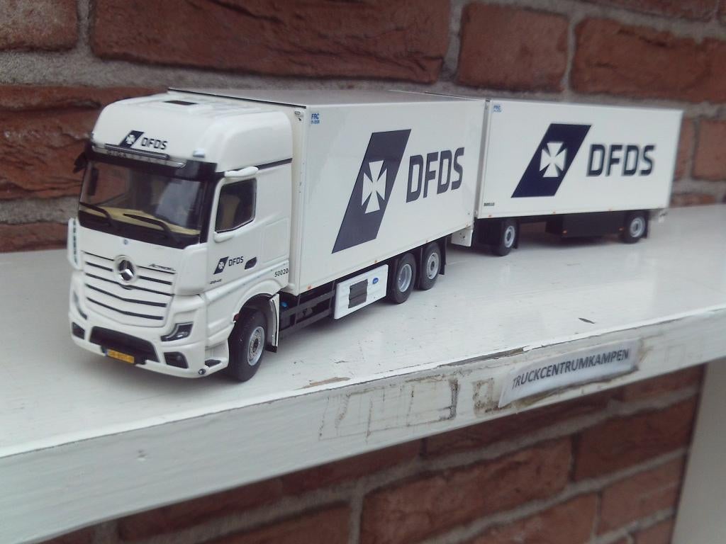 WSI  Mercedes  Benz  Actros  MP5  van  D.F.D.S., Ophalen of Verzenden, Nieuw, Bus of Vrachtwagen, Wsi