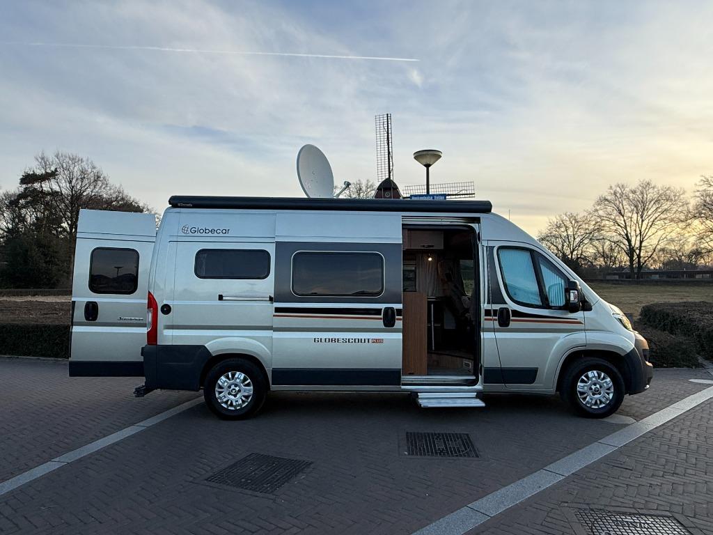 Possl Globecar-5.99m-1e Eig!-150 Pk!-Softclose deur-Schotel!, Buscamper of Camperbus, Pössl, Bedrijf, Tot en met 3