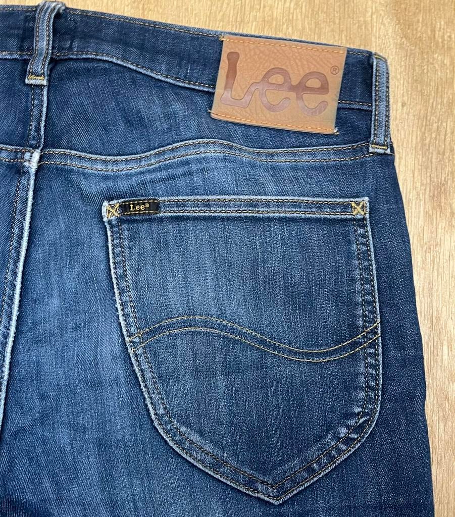 Lee Daren zip fly straight spijkerbroek blauw - Maat W31 L30, Ophalen of Verzenden, Zo goed als nieuw, Blauw, W32 (confectie 46) of kleiner