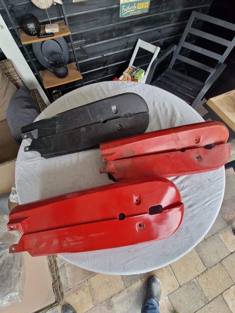 3 stuks kettingkasten, Ophalen of Verzenden