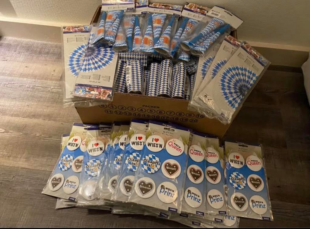 Partij Oktoberfest decoratie/gadgets, 200 stuks!, Ophalen of Verzenden, Nieuw, Versiering, Overige