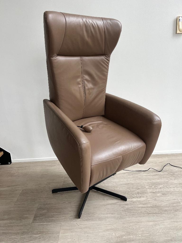 Prominent Sorisso Sta Op Relaxfauteuil Taupe Leer XL, Huis en Inrichting, Fauteuils, Minder dan 50 cm, Minder dan 75 cm, Leer