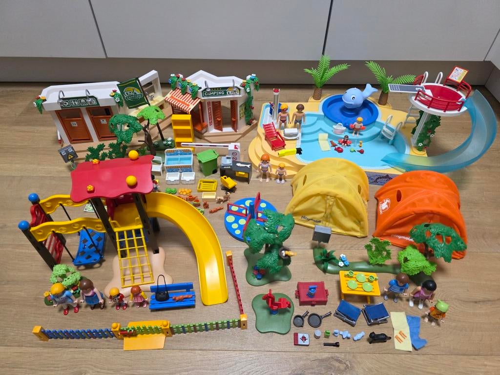 Playmobil camping, zwembad, speeltuin en kampeer vakantie, Kinderen en Baby's, Speelgoed | Playmobil, Ophalen of Verzenden, Gebruikt
