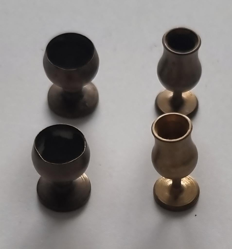 Brons kleurige kelken miniatuur, Ophalen of Verzenden, Zo goed als nieuw, Poppenhuis