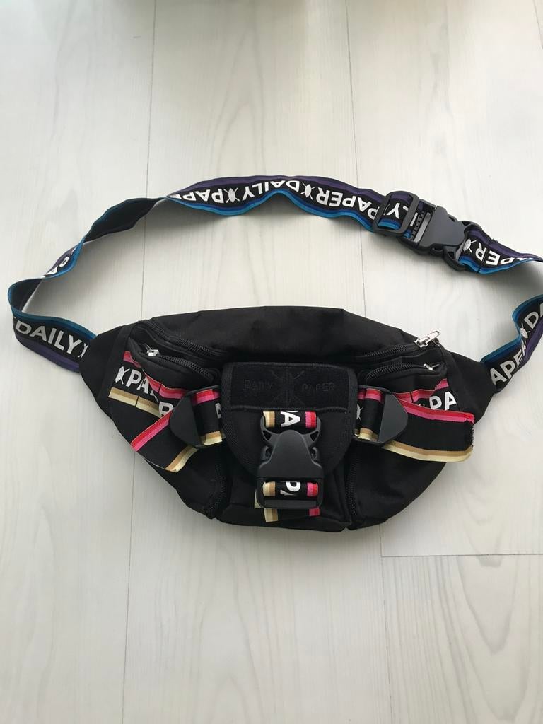 Daily Paper Mooie Heuptas/Tasje /Festival, Zwart, Minder dan 40 cm, Minder dan 35 cm, Zo goed als nieuw