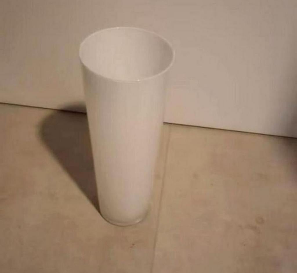 hoge vaas art living 40 cm

prijs 5 interesse stuur me een, Huis en Inrichting, Woonaccessoires | Vazen, Ophalen of Verzenden