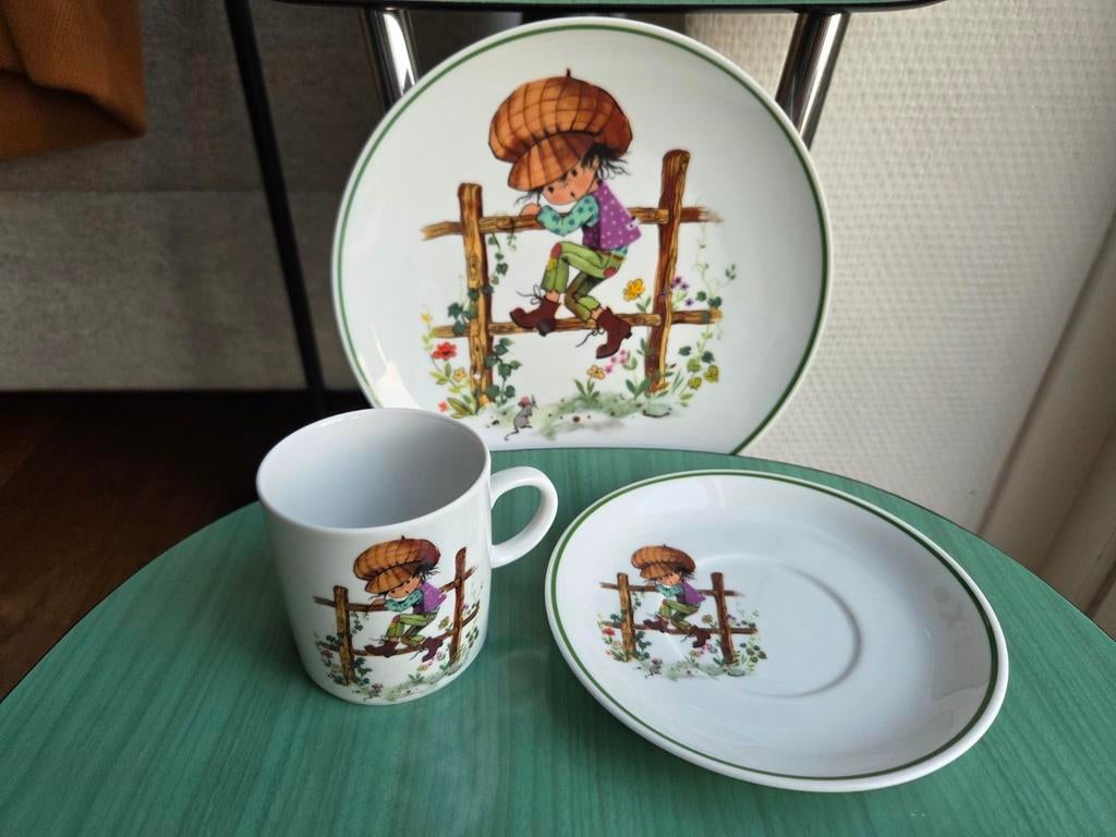 Vintage ontbijsetje dejeuneetje van Tirschenreuth Bavaria, Overige typen, Ophalen of Verzenden, Zo goed als nieuw, Overige stijlen