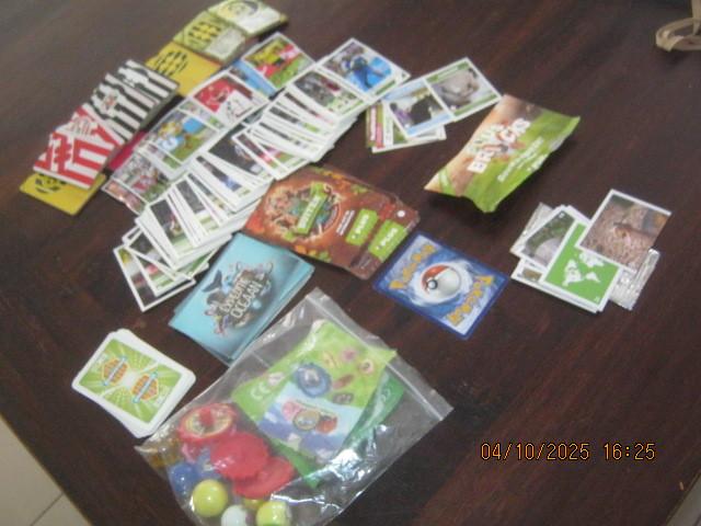 Verzameling vanaf 2012 plaatjes voetbl sport, natur, Pokemon, Verzamelen, Ophalen of Verzenden, Nieuw, Overige binnenlandse clubs