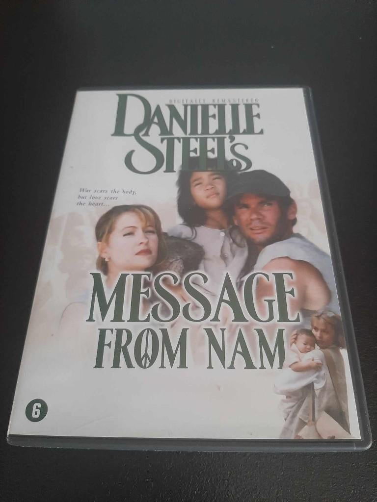 Danielle Steel's: Message from Nam, Jenny Robertson!, Vanaf 6 jaar, Ophalen of Verzenden, Gebruikt, Drama