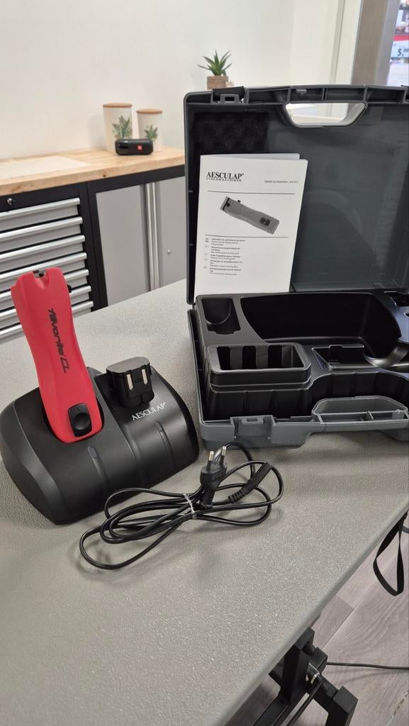 Aesculap Favorita CL tondeuse draadloos, Dieren en Toebehoren, Ophalen of Verzenden, Gebruikt