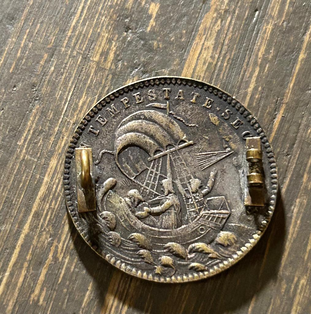 Bewerkte munt Joris en de draak, Ophalen of Verzenden, Overige materialen, Buitenland