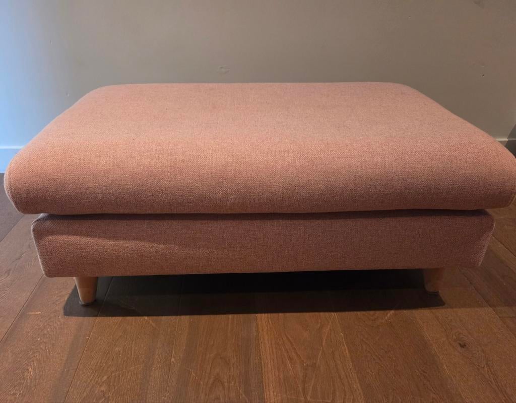 Mooie lichtroze hocker. In perfecte staat., Ophalen of Verzenden, Zo goed als nieuw, 75 tot 100 cm, Minder dan 150 cm