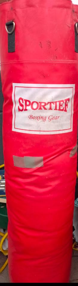 Topkwaliteit Bokszak 150cm - Als Nieuw!, Sport en Fitness, Boksen, Ophalen of Verzenden, Zo goed als nieuw, Bokszak