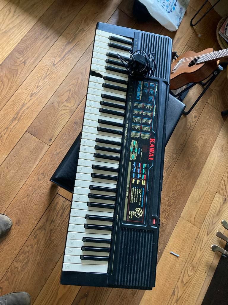 Kawai FS630 keyboard, Ophalen of Verzenden, Gebruikt, 61 toetsen, Overige merken