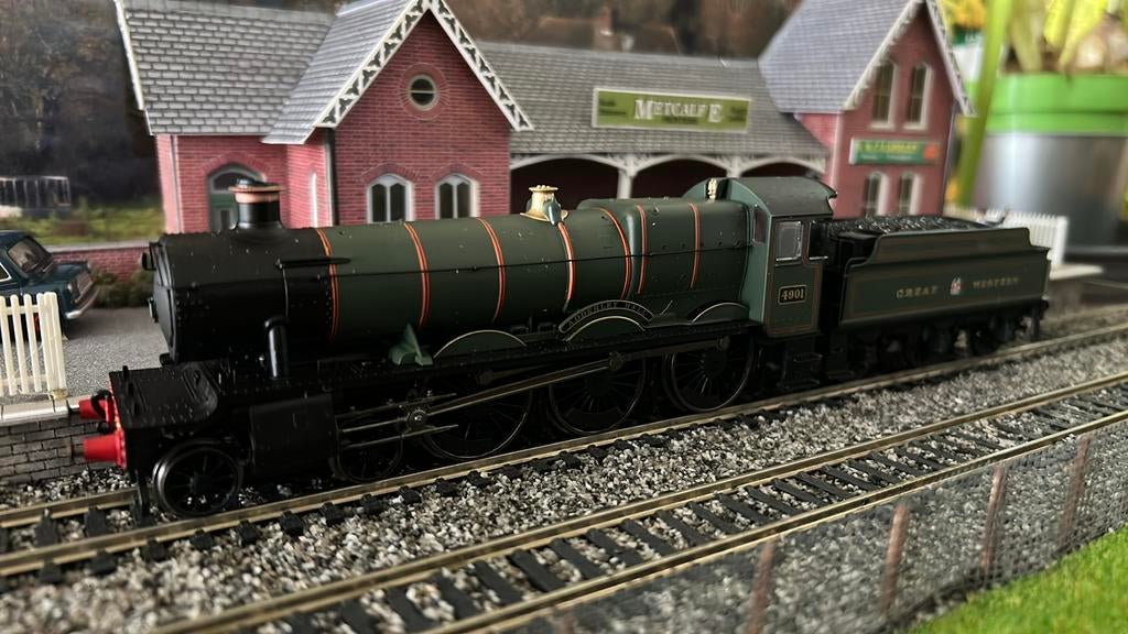 Hornby GWR Adderley Hall Digitaal, Overige merken, Ophalen of Verzenden, Zo goed als nieuw, Gelijkstroom