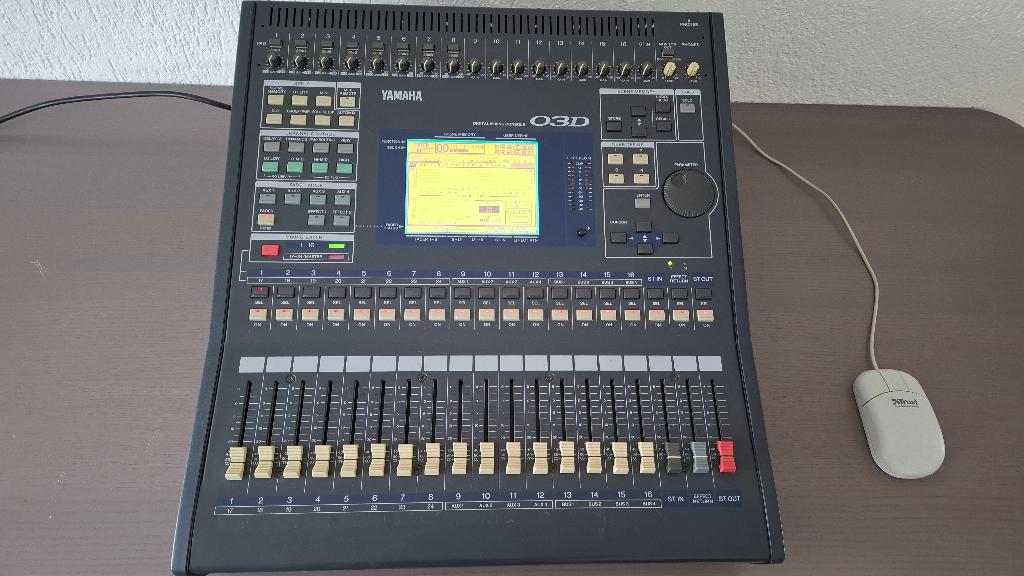 Yamaha 03D + ADAT interface kaart + muis, Ophalen, Gebruikt, 20 kanalen of meer, Microfooningang