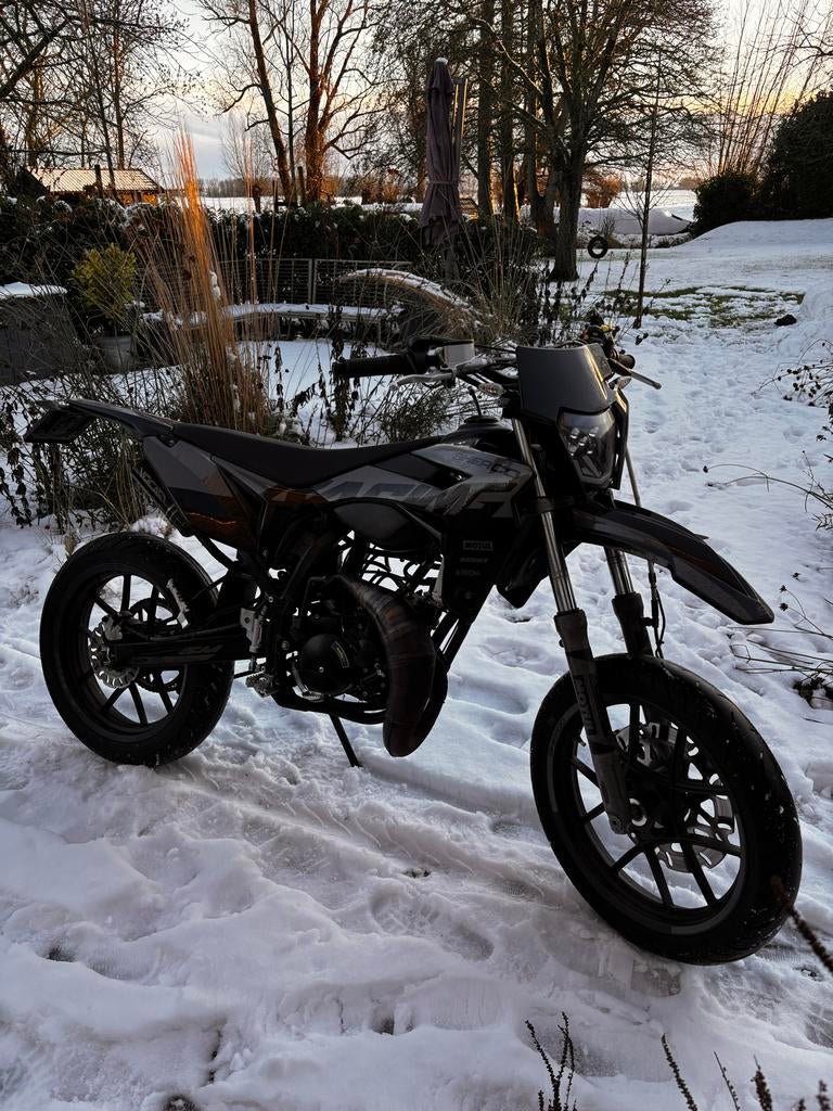 Sherco SMR 50 2024 - Vol Opties en Goed Onderhouden, Fietsen en Brommers, Brommers | Crossbrommers, Gebruikt, Overige merken, Ophalen