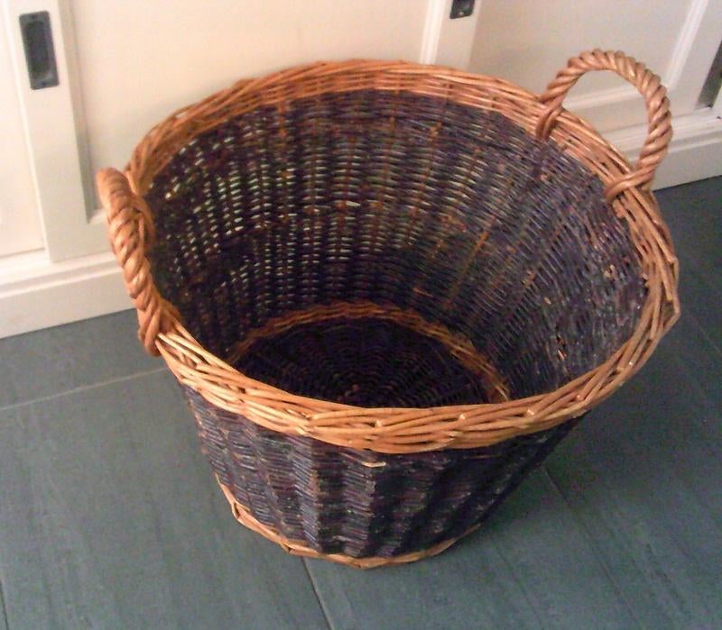 Grote 2 kleurige rotan mand met handsvaten, Ophalen, Gebruikt, Mand, Riet