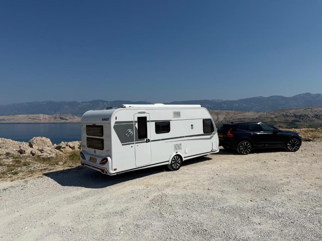 Knaus Südwind 540 FDK - zeer compleet, Caravans en Kamperen, Caravans, 90 kg, 7 tot 8 meter, Treinzit, Particulier