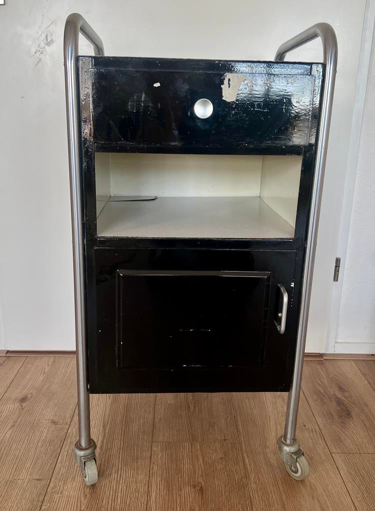 Vintage metalen ziekenhuis kastje op wieltjes - nachtkastje, Ophalen, Gebruikt