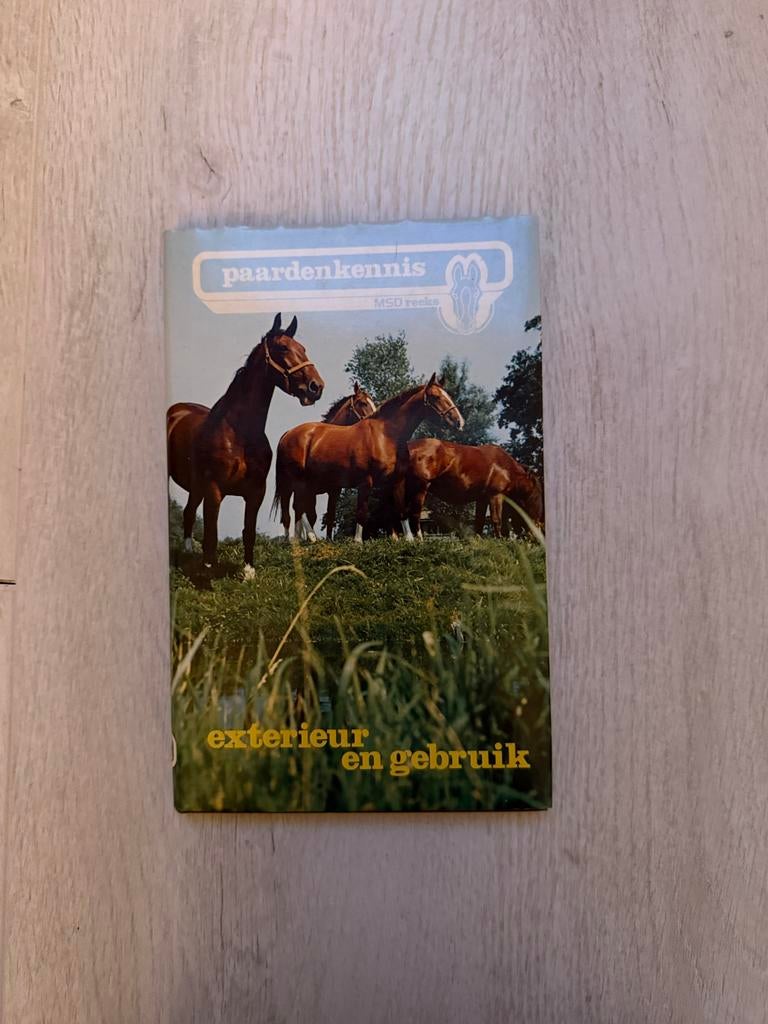 Paardenkennis: Exterieur en Gebruik - MSD reeks, Ophalen of Verzenden, Gelezen, Overige onderwerpen