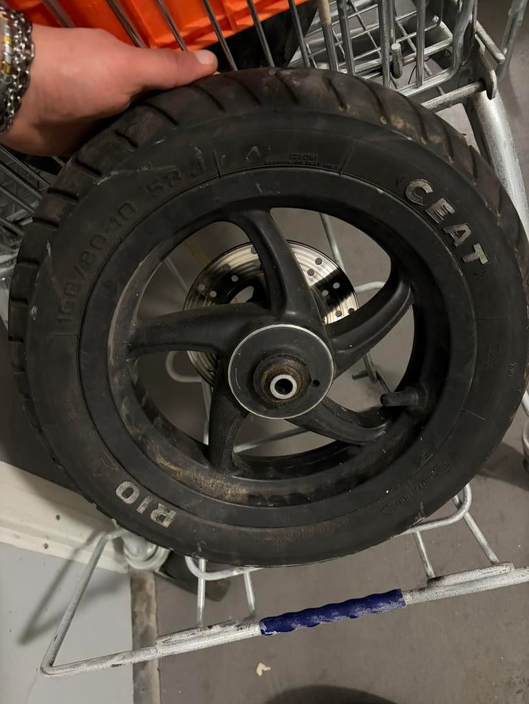 Voorwiel velg piaggio puch zip type 3 fast rider, Ophalen of Verzenden, Zo goed als nieuw, Overige typen, Piaggio