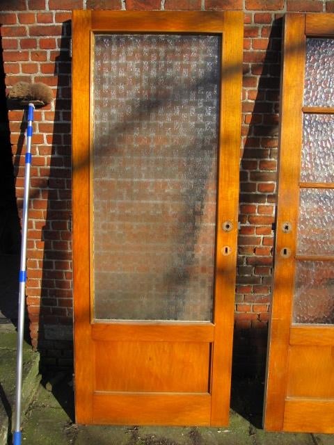 205,5hx80,5br Drie x antieke eiken binnendeuren met glas, Ophalen